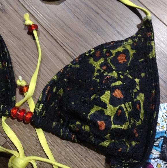 NWT Reversible Sinful bikini top - Picture 8 of 8